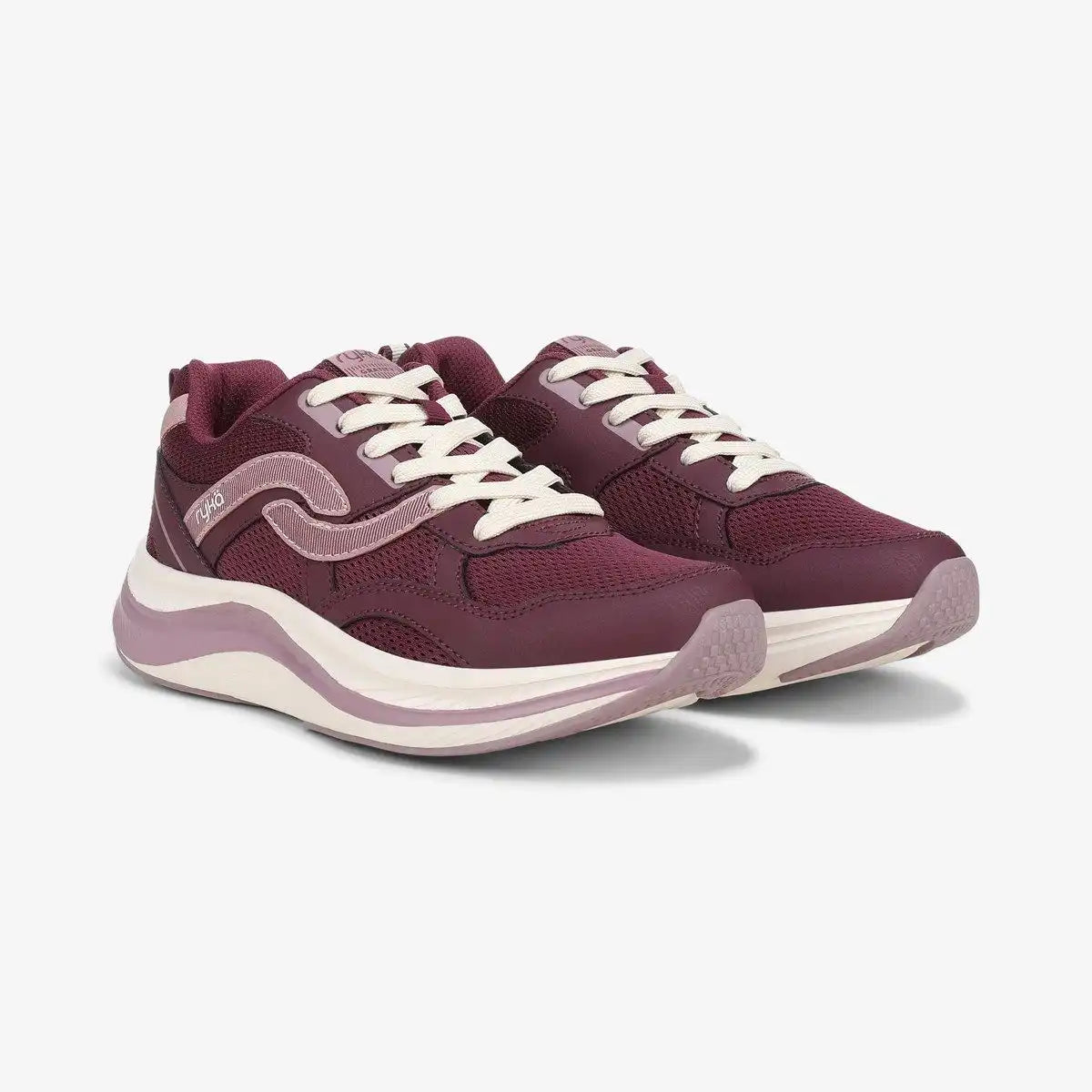 Gratify Walking Sneaker