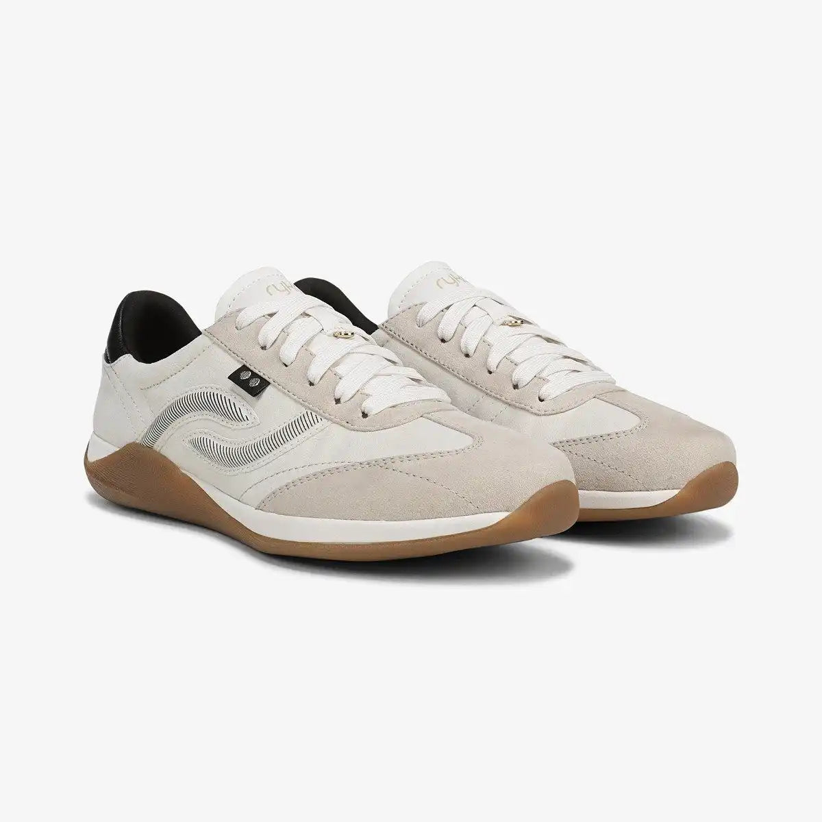 Era Lace Up Sneaker