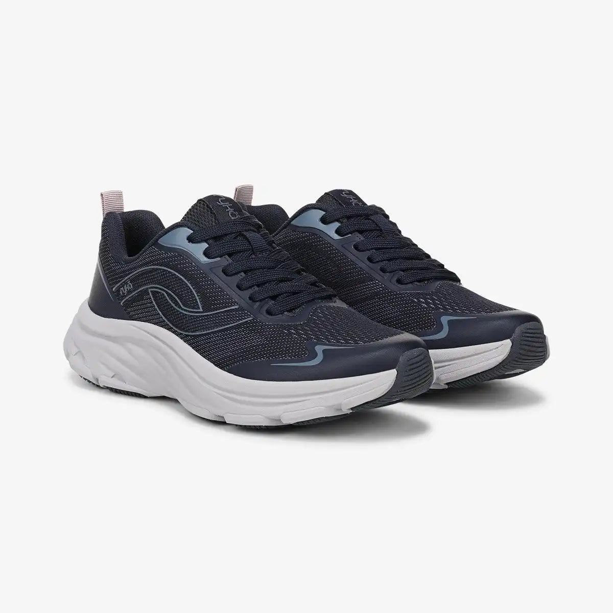 Devine Max Walking Sneaker
