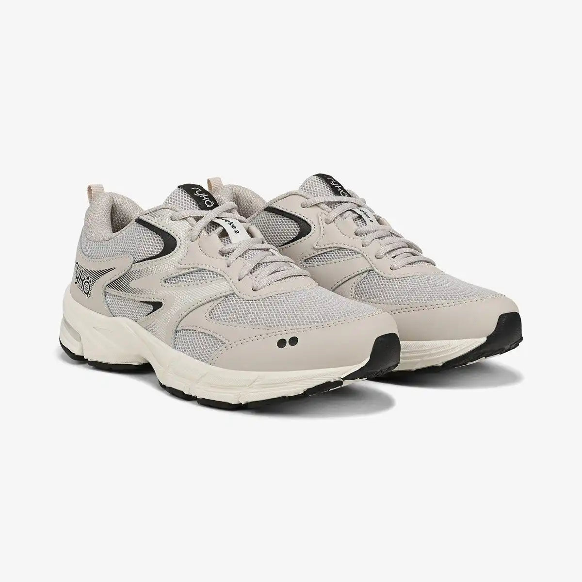 Invoke 2 Walking Sneaker