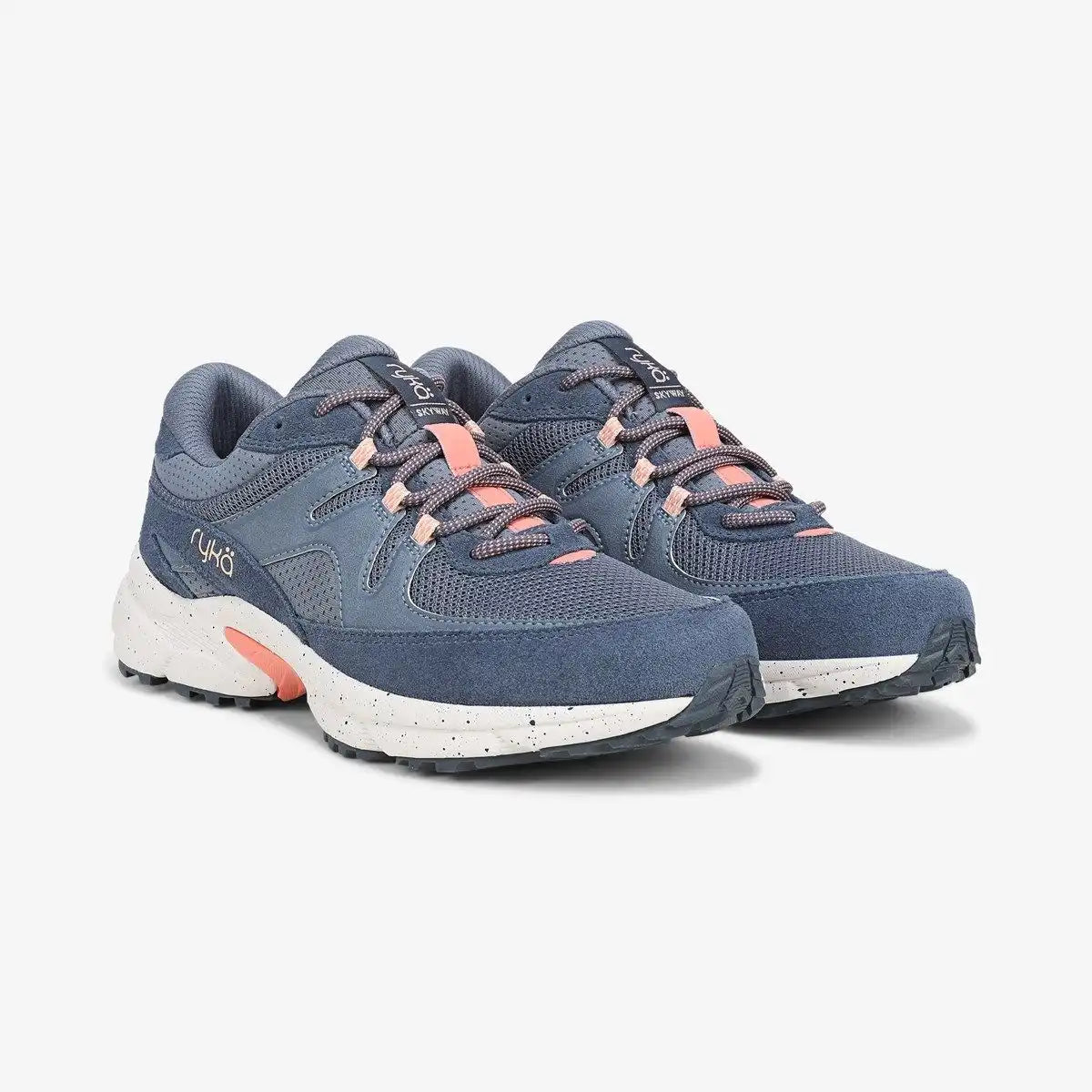 Skyway TR Hiking Sneaker