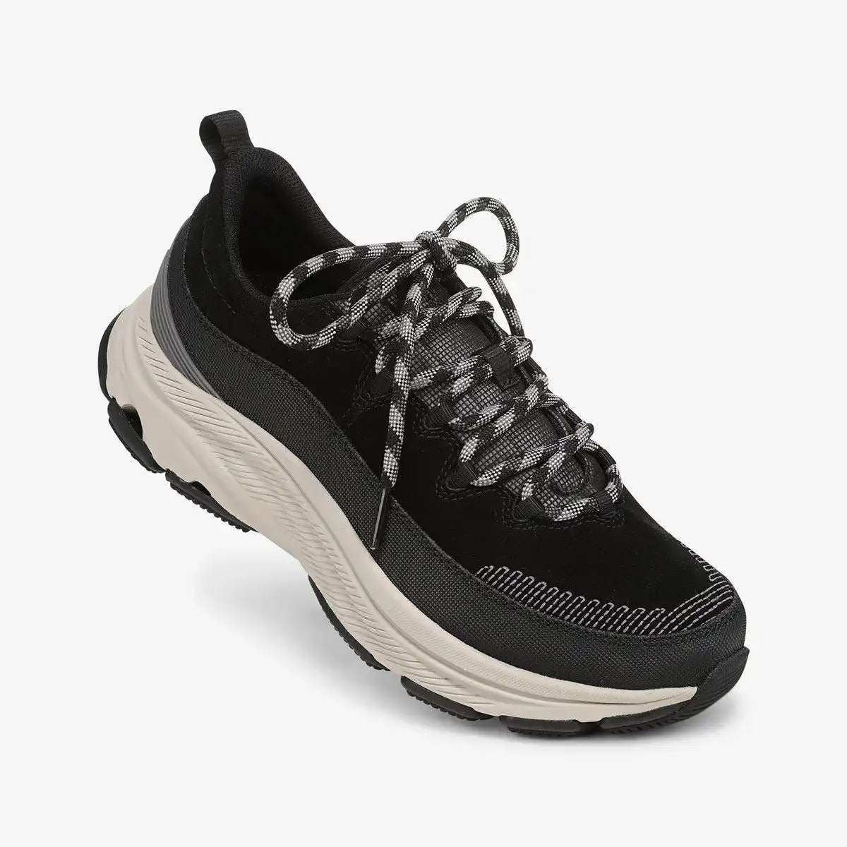 Devotion Max Luxe Walking Sneaker