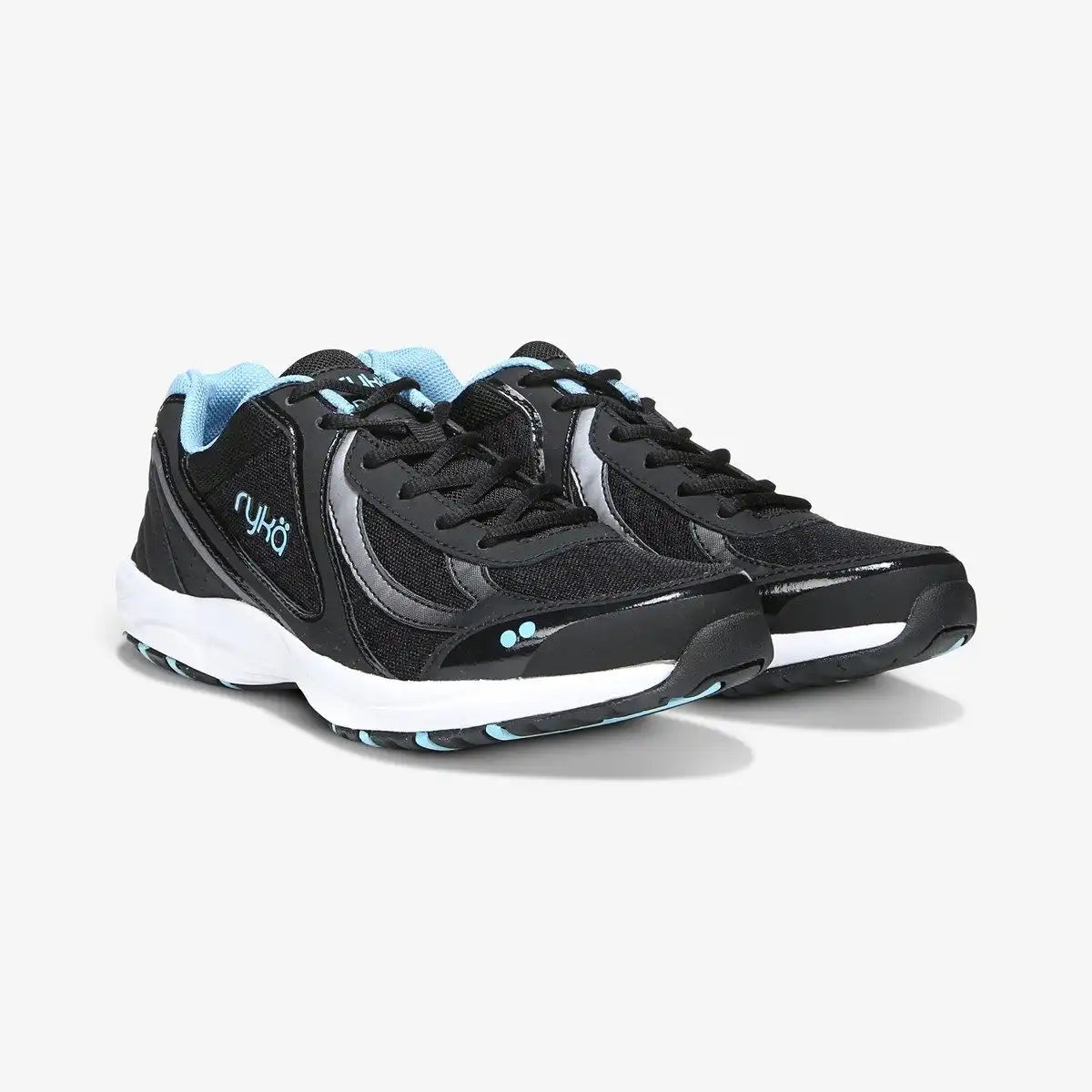 Dash 3 Walking Sneaker
