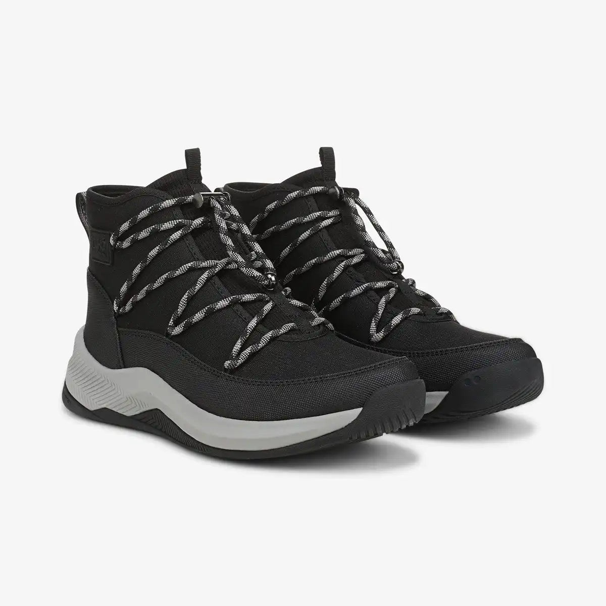 Astonish Bootie